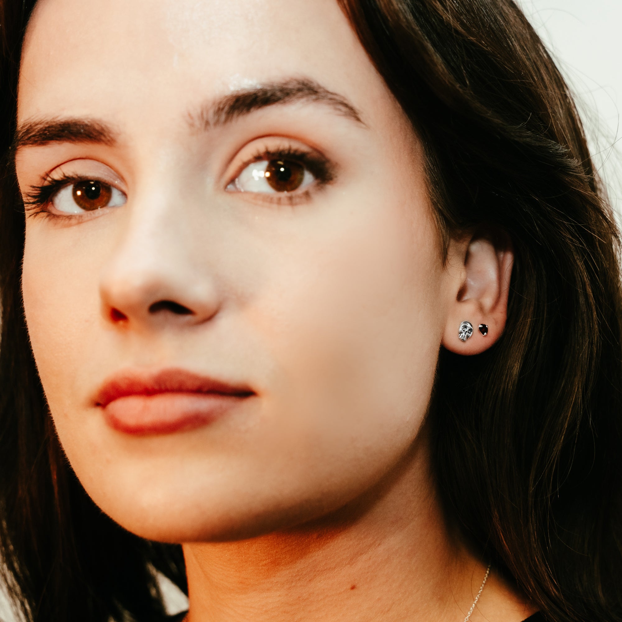 db DEADBEAT 925 Silver Genuine Garnet Heart Ear Stud & Oxidised Crystal Eyed Skull Ear Stud Gift Pack