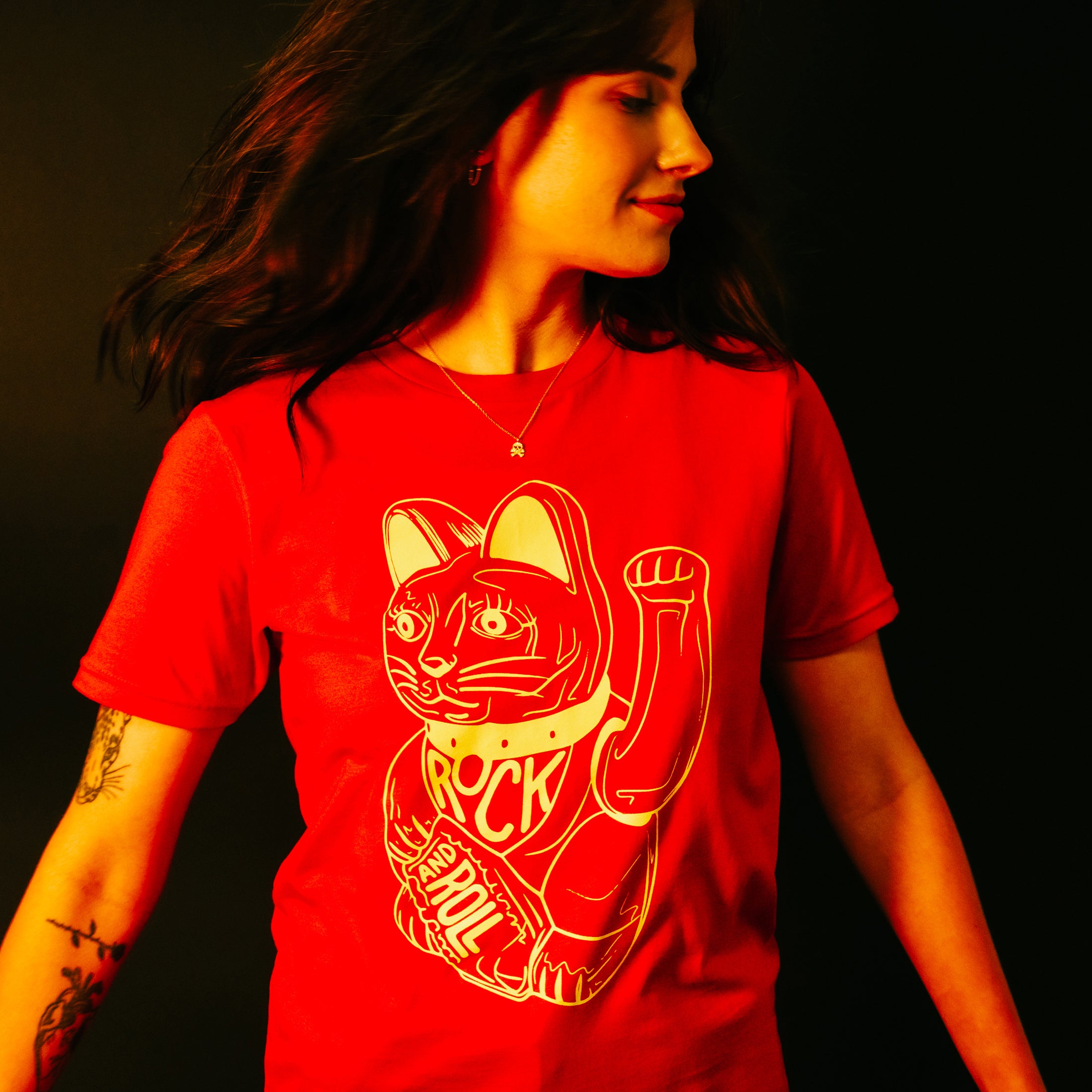db DEADBEAT Lucky Cat Rock and Roll Motif Screen Printed Eco-Friendly Unisex Red T-Shirt for Men, Women and Teens
